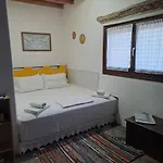 Hébergement de vacances Traditional House Paros Sarakíniko