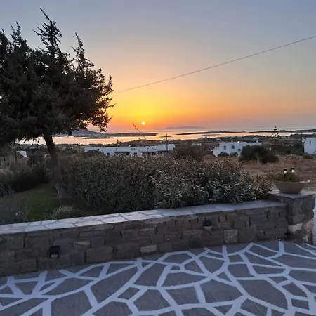 Traditional House Paros Сasa de vacaciones Sarakíniko