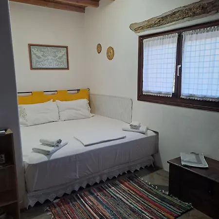 Holiday home Traditional House Paros Sarakiniko (Paros)